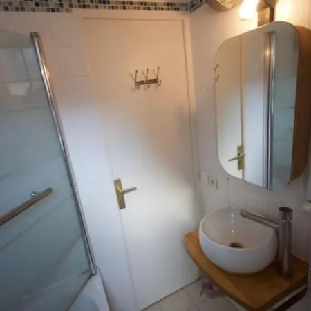 1 Bedroom Flat, Marais, 3eme * Paryż
